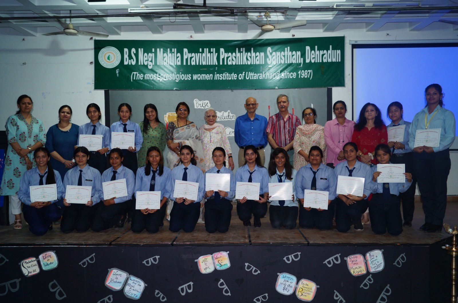 PRIZE DISTRIBUTION OF SPORTS DAY AND ABHIVYAKTI – A FASHION SHOW (13 -5- 2024)
